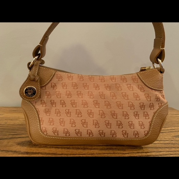 Vintage Dooney & Bourke tan small tote - Picture 3 of 7